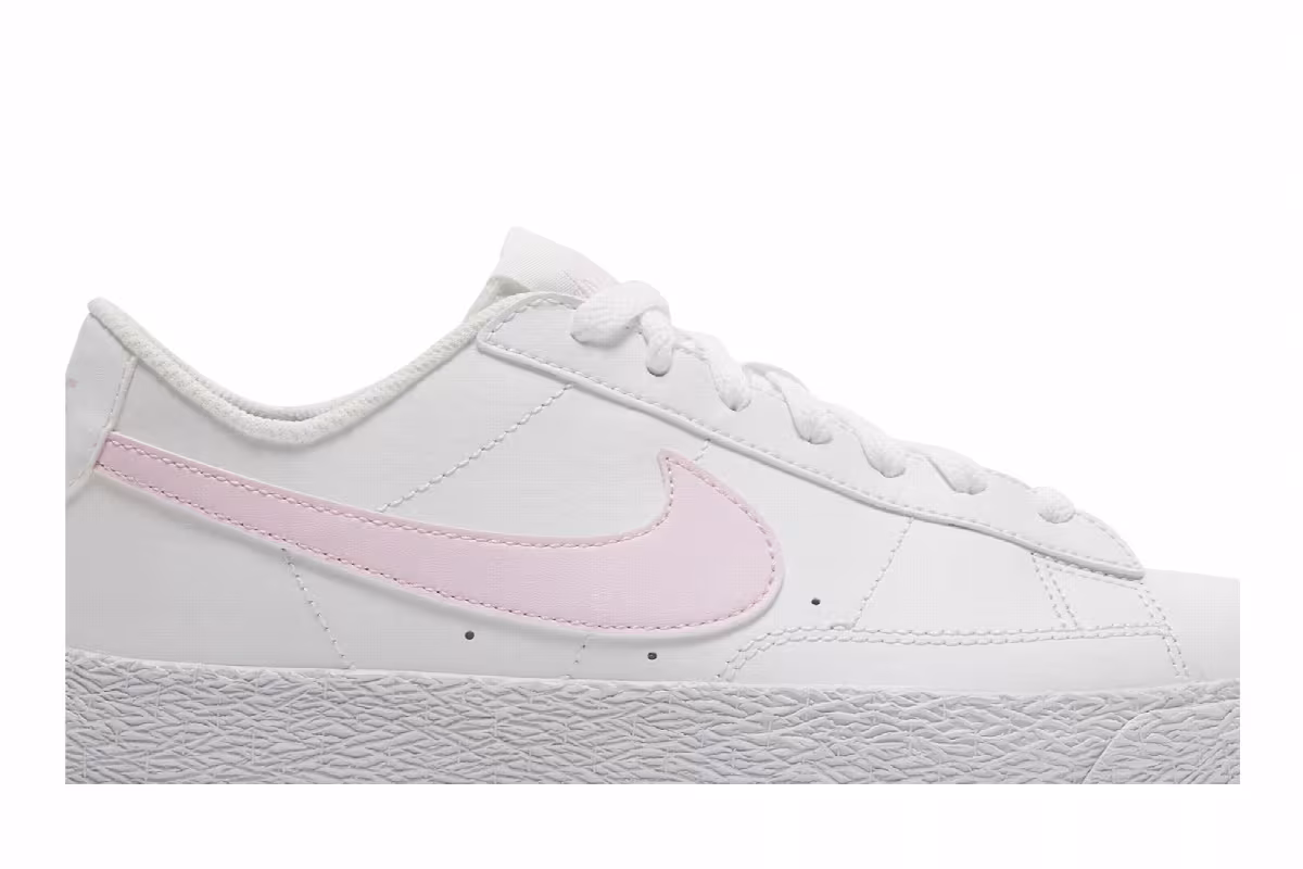 Nike Blazer Low GS White Pink Foam, view 3