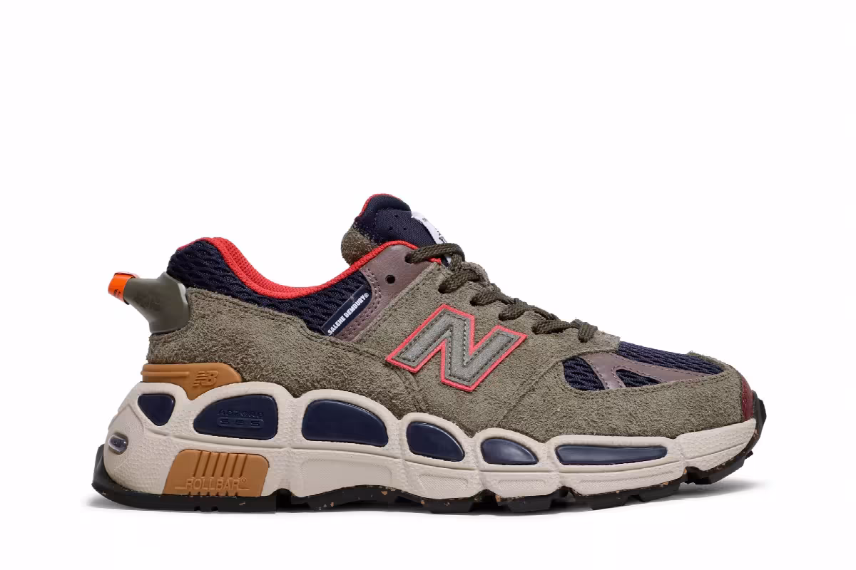Salehe Bembury x New Balance 574 YURT Team Forest Green, view 2