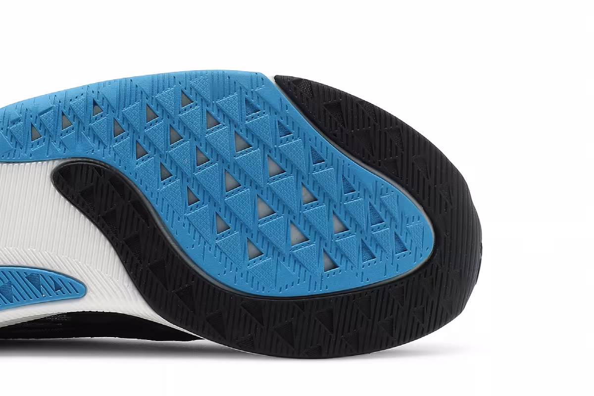 New Balance FuelCell Rebel v2 Black Pale Blue, view 6