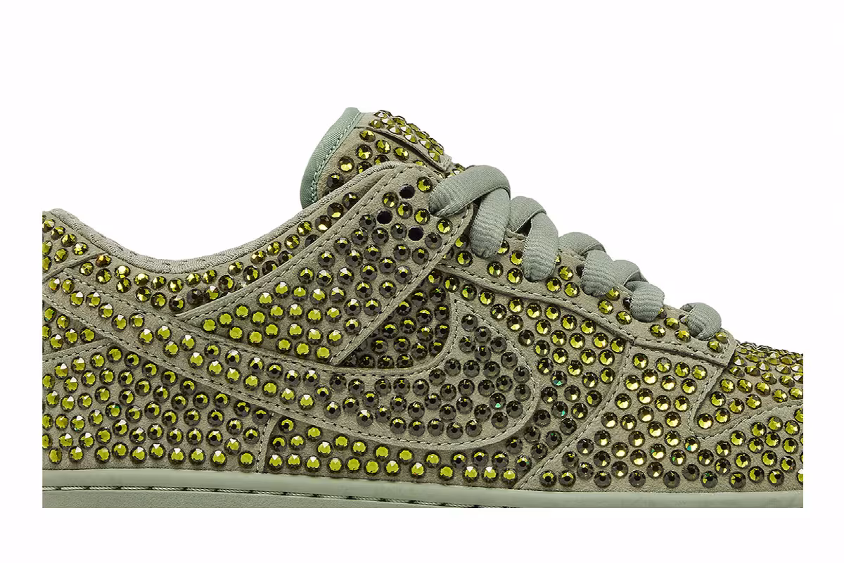 Cactus Plant Flea Market x Swarovski x Nike Dunk Low Spiral Sage, view 3