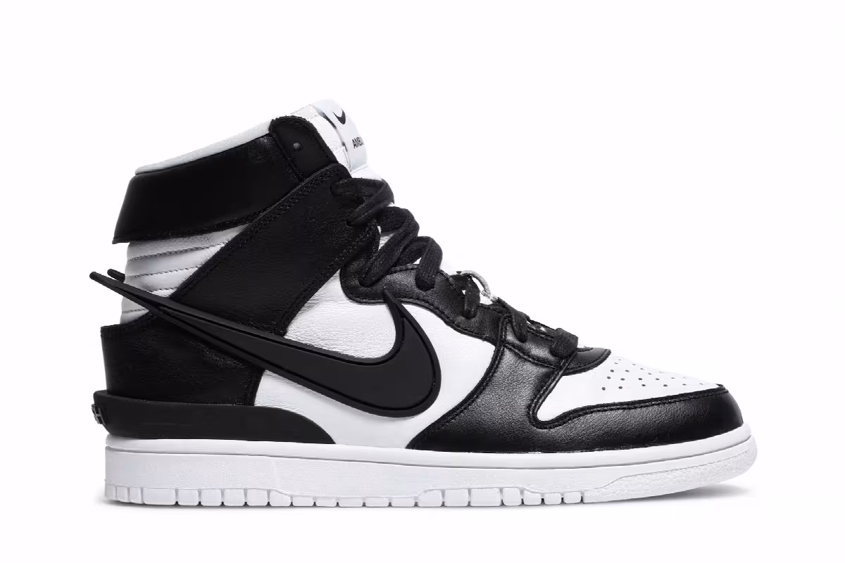 AMBUSH x Nike Dunk High Black, view 2