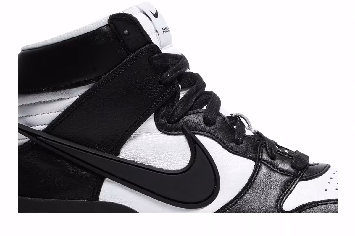 AMBUSH x Nike Dunk High Black, view 3