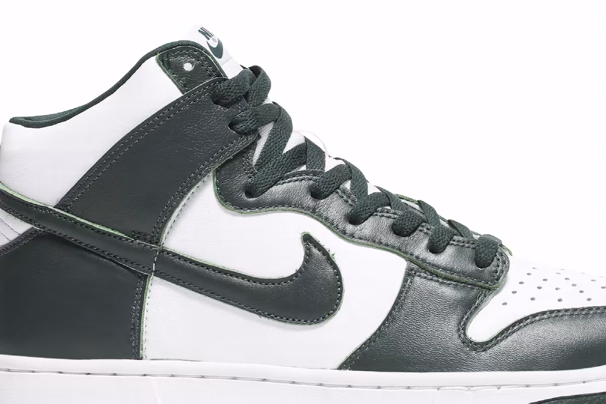 Nike Dunk High SP Spartan Green, view 3