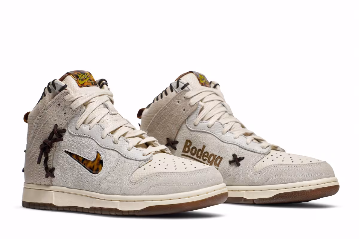 Bodega x Nike Dunk High Friends & Family, view 9