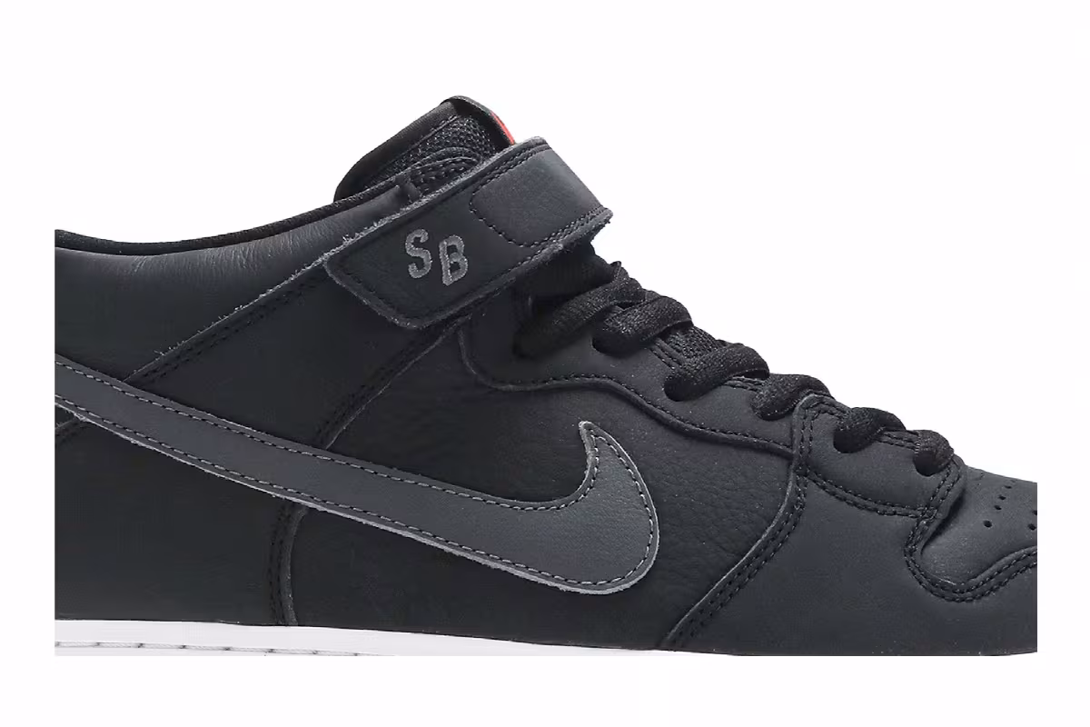 Nike Dunk Mid Pro ISO SB Orange Label, view 3