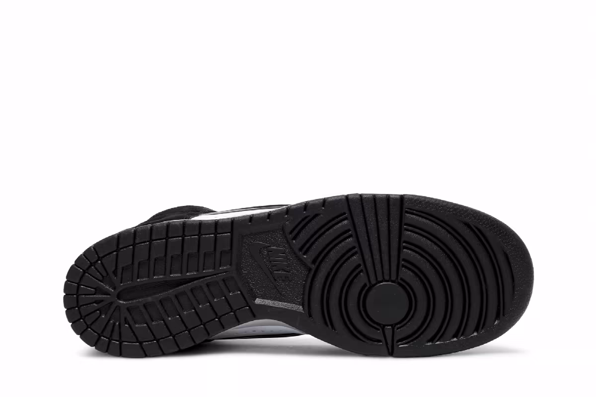 Slam Jam x Nike Dunk High Black, view 5