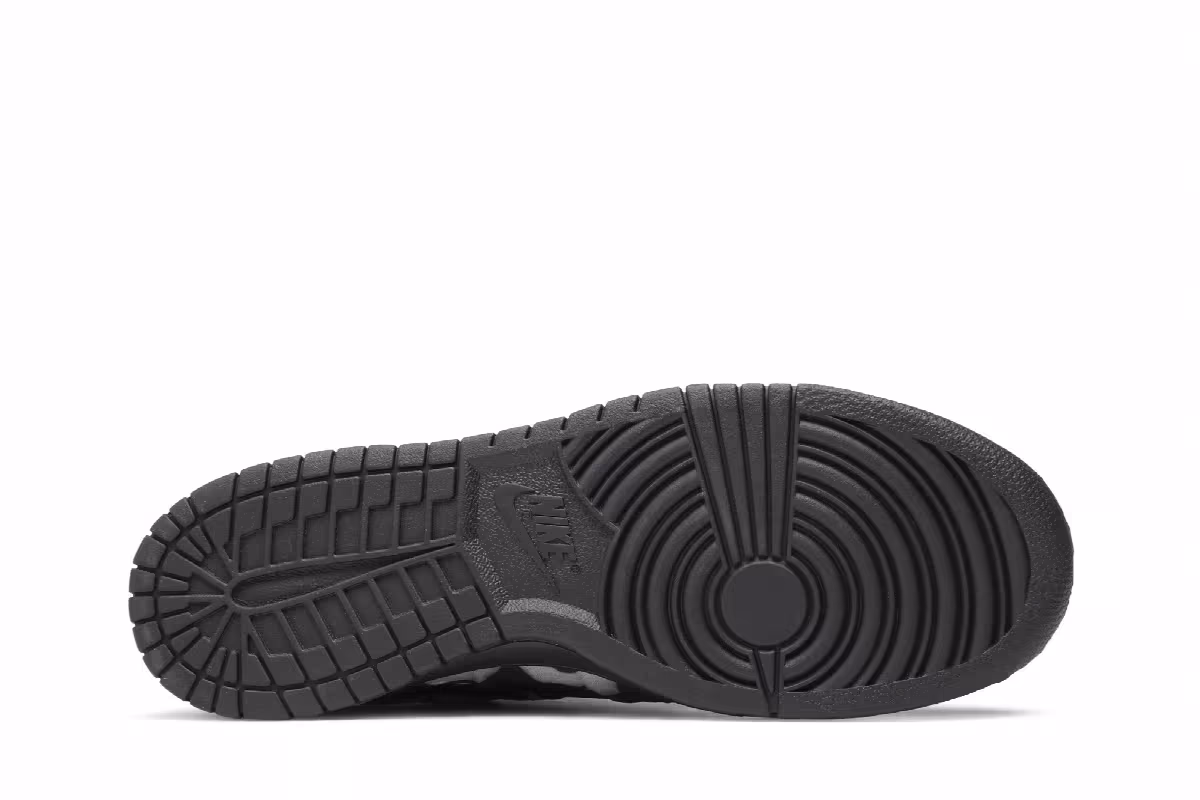 Comme des Garçons x Nike Women's Dunk Low Monogram Print, view 5