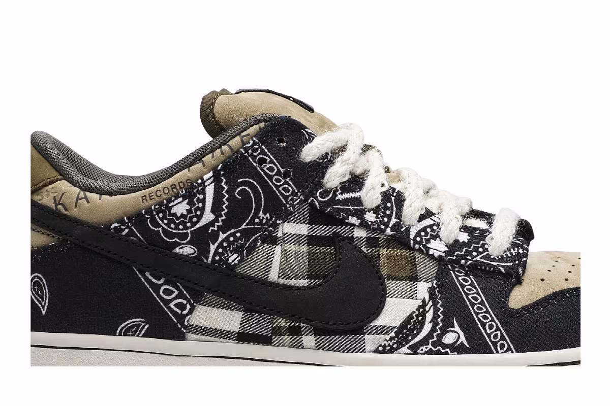 Travis Scott x Nike Dunk Low Premium QS SB Cactus Jack, view 3