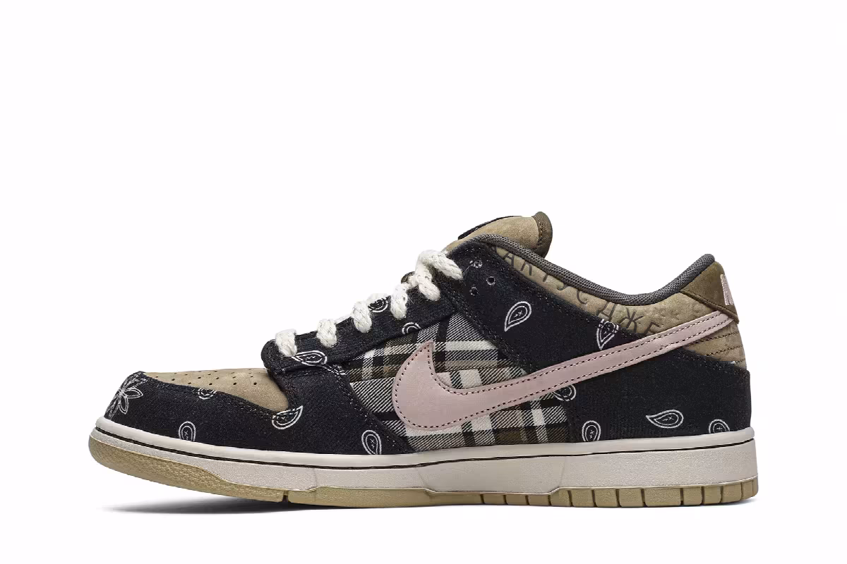 Travis Scott x Nike Dunk Low Premium QS SB Cactus Jack, view 4