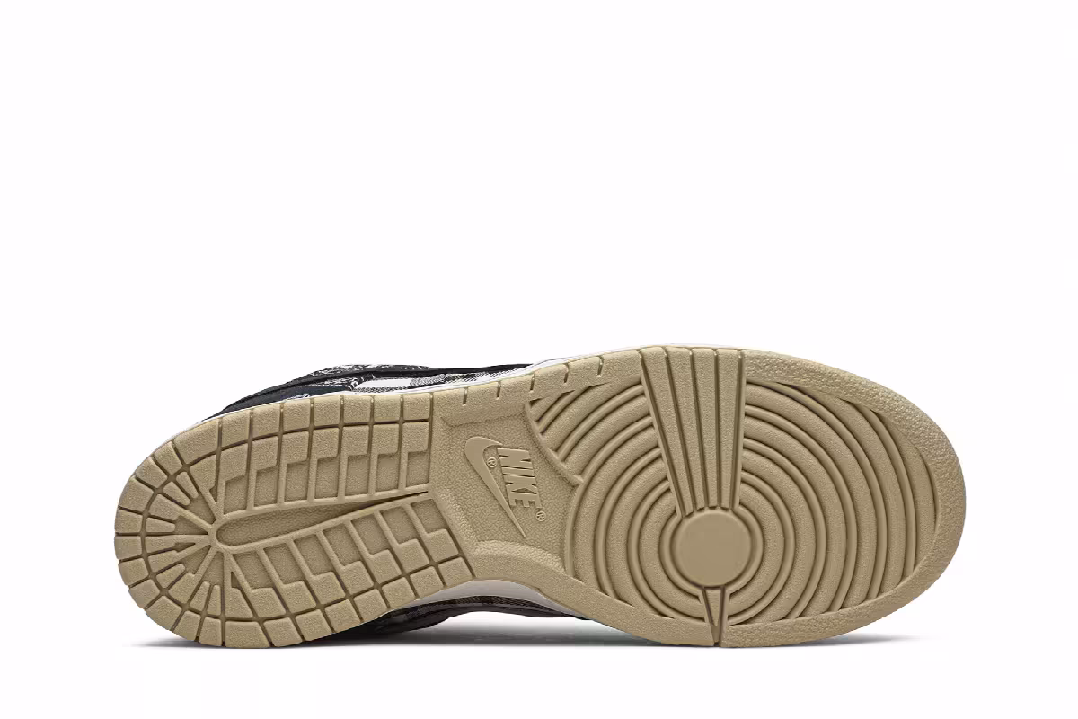 Travis Scott x Nike Dunk Low Premium QS SB Cactus Jack, view 5