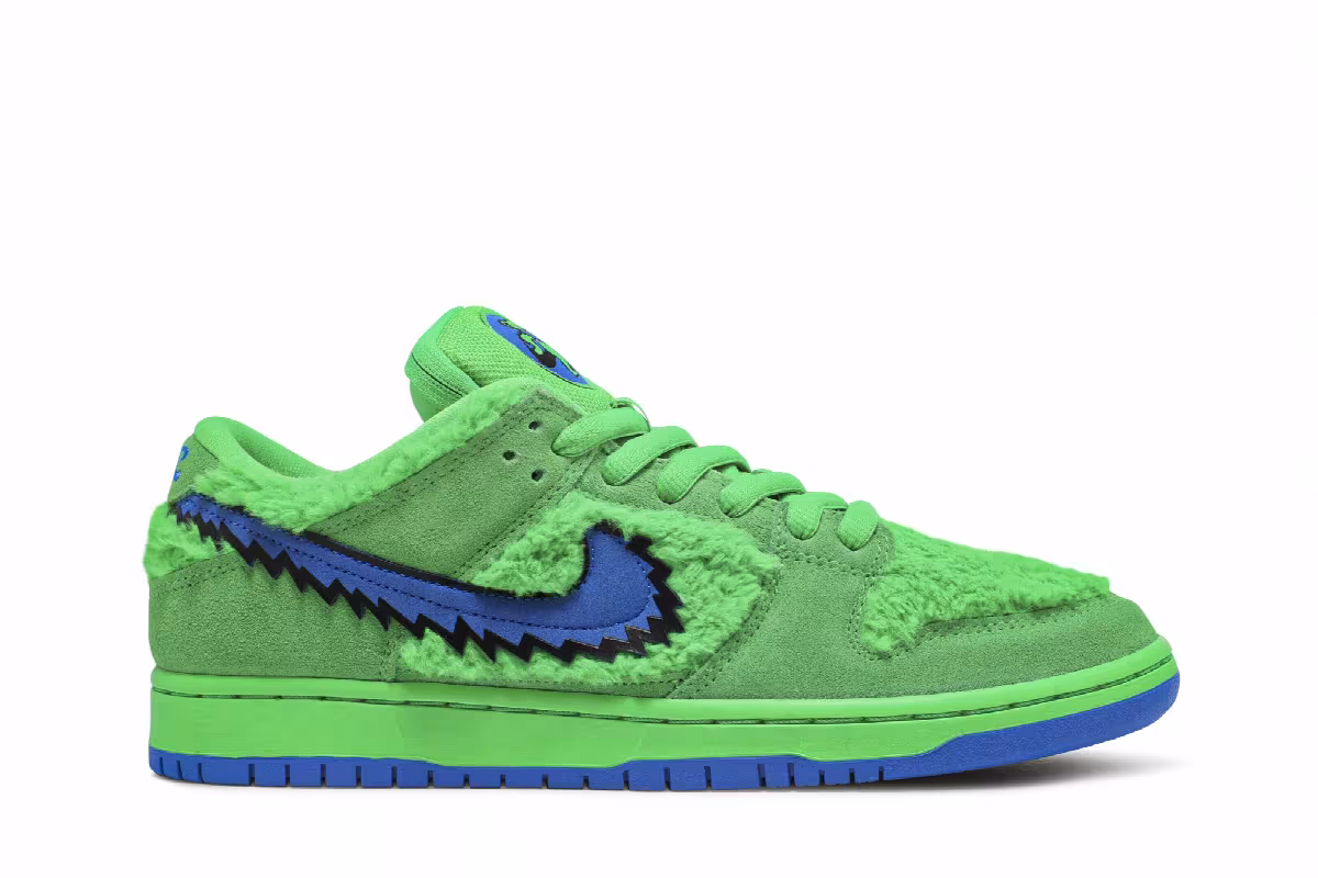 Grateful Dead x Nike Dunk Low SB Green Bear, view 2
