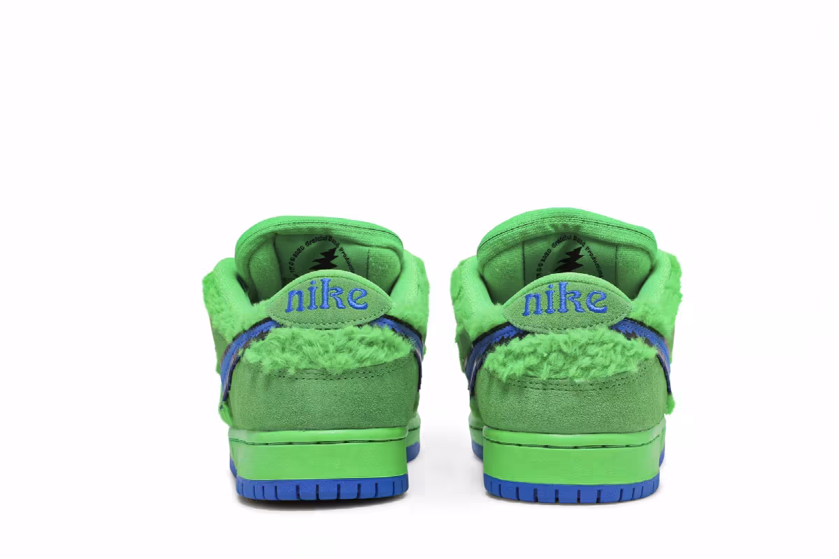 Grateful Dead x Nike Dunk Low SB Green Bear, view 7