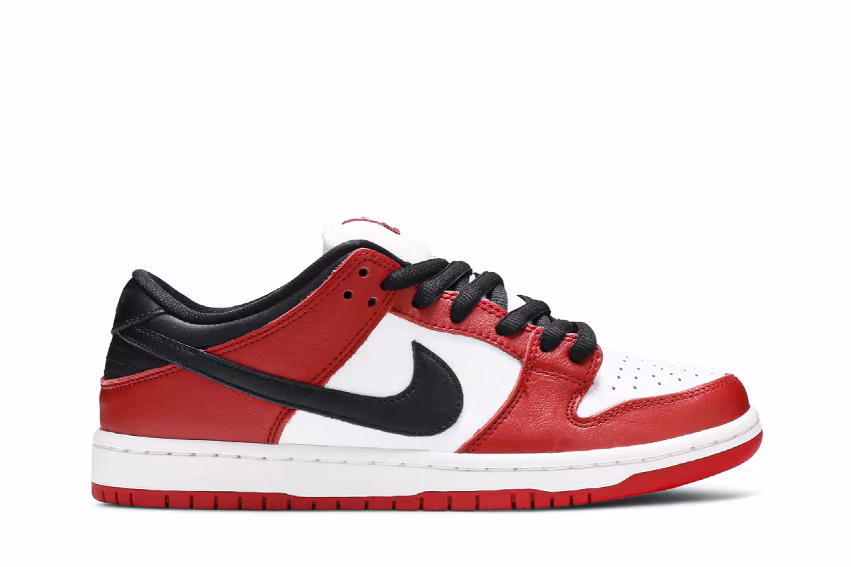 Nike Dunk Low SB J-Pack Chicago, view 2