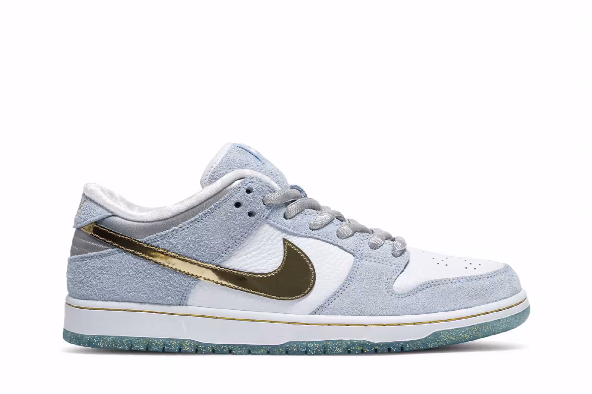 Sean Cliver x Nike Dunk Low SB Holiday Special, view 2