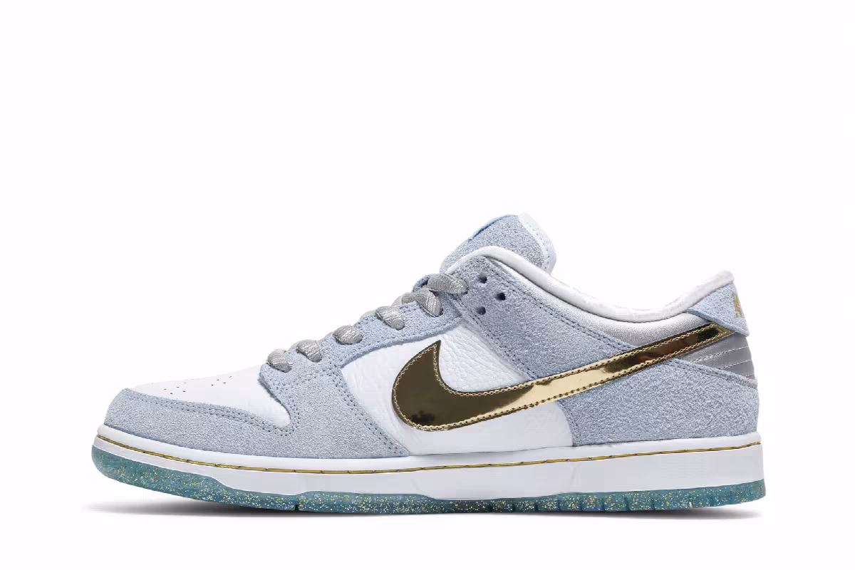 Sean Cliver x Nike Dunk Low SB Holiday Special, view 4