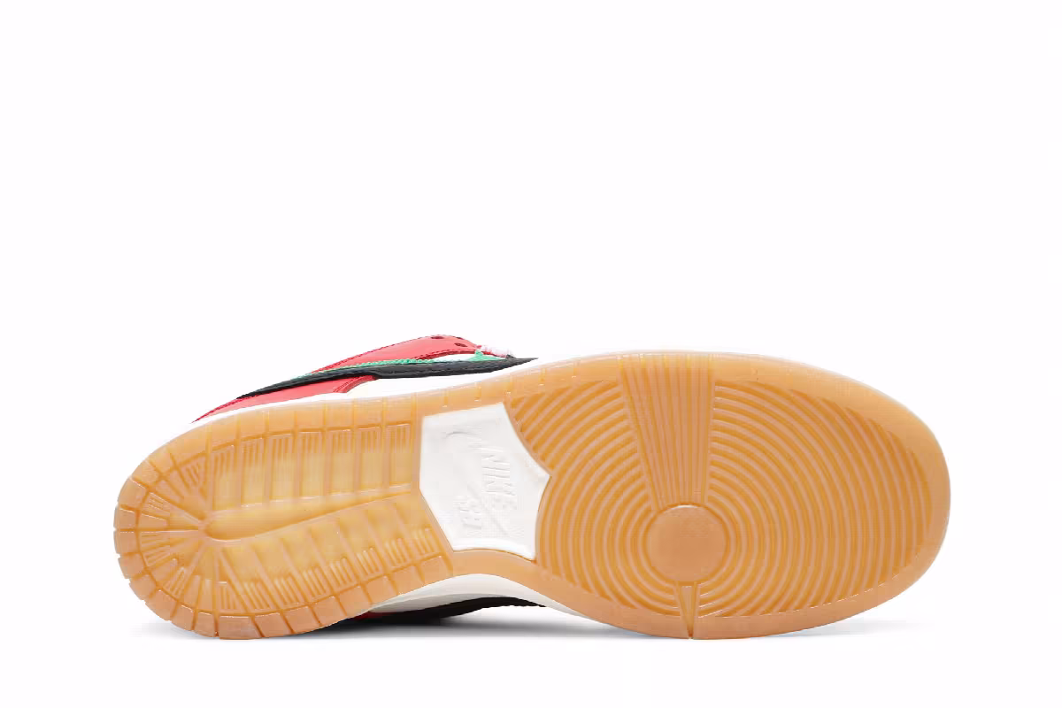 Frame Skate x Nike Dunk Low SB Habibi, view 5