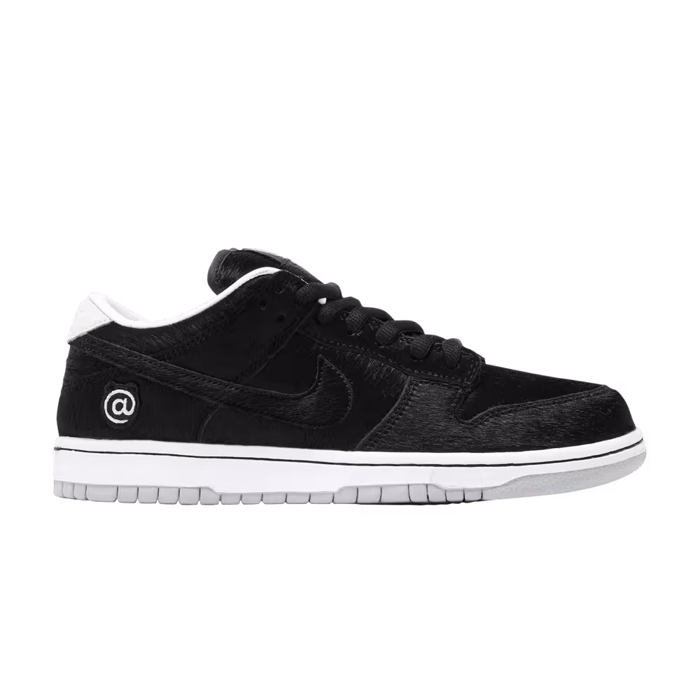 Medicom Toy x Nike Dunk Low SB BE@RBRICK
