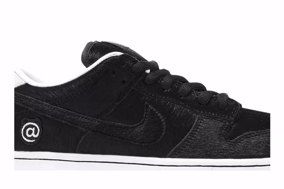Medicom Toy x Nike Dunk Low SB BE@RBRICK, view 3