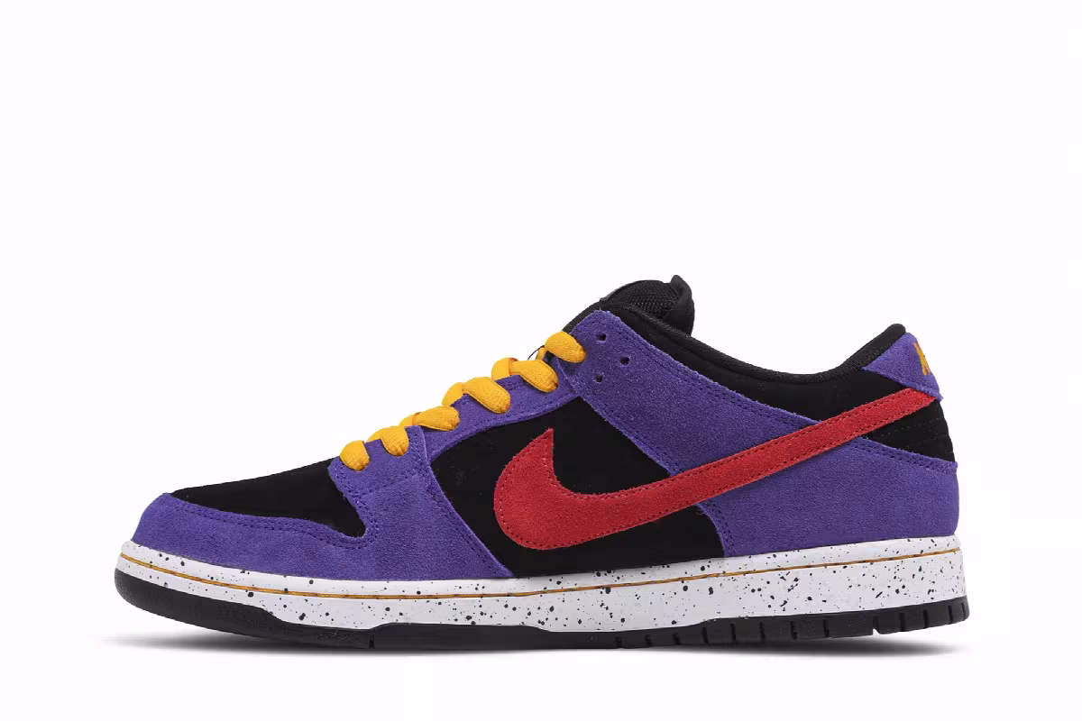 Nike Dunk Low Pro SB ACG Terra, view 4