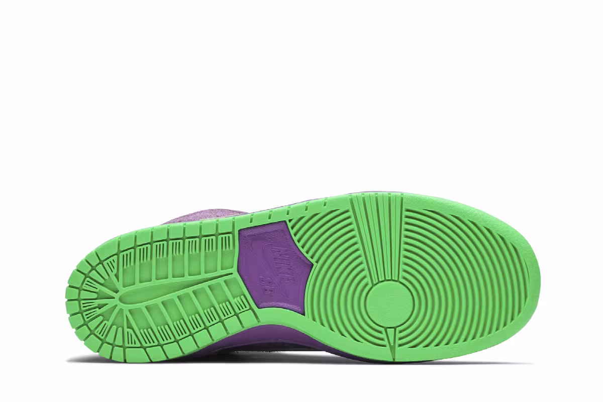 Nike Dunk High Pro SB Reverse Skunk, view 5