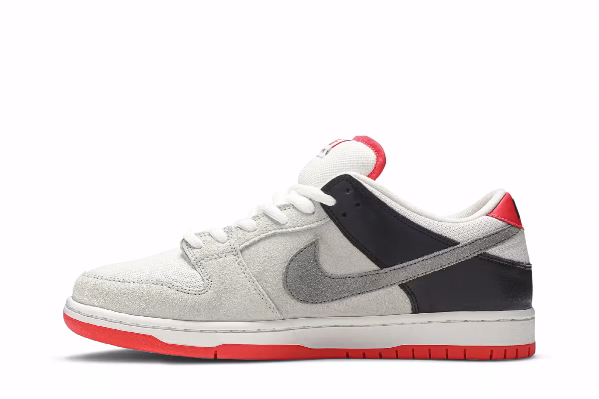Nike Dunk Low SB AM90 Infrared, view 4
