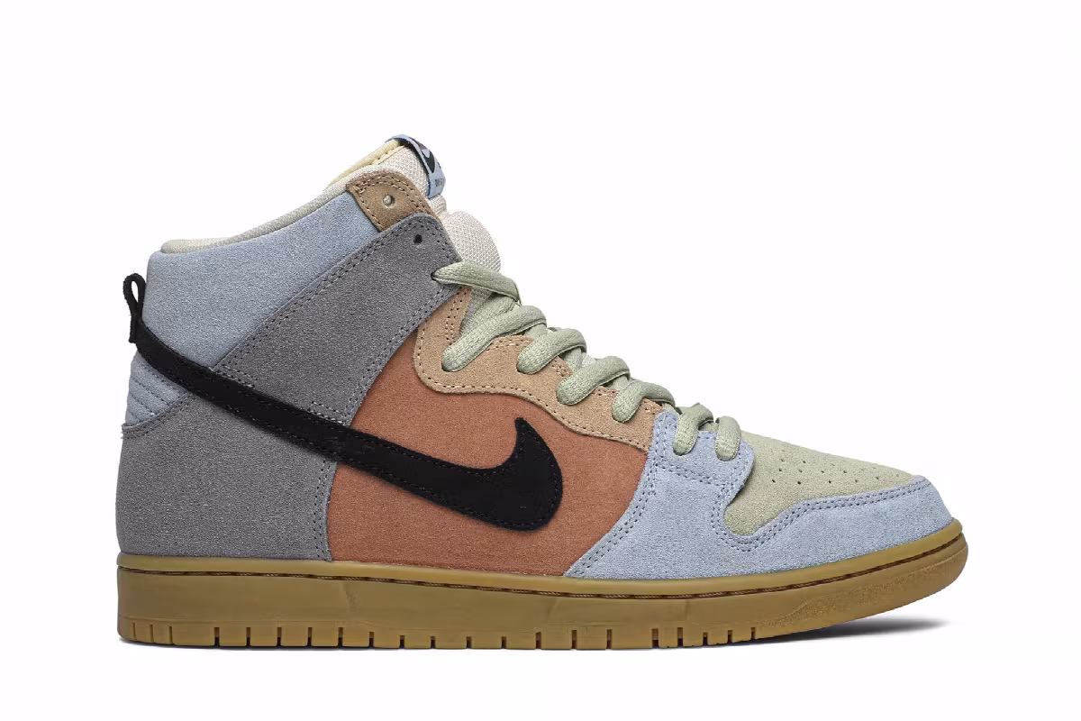 Nike Dunk High Pro SB Spectrum, view 2