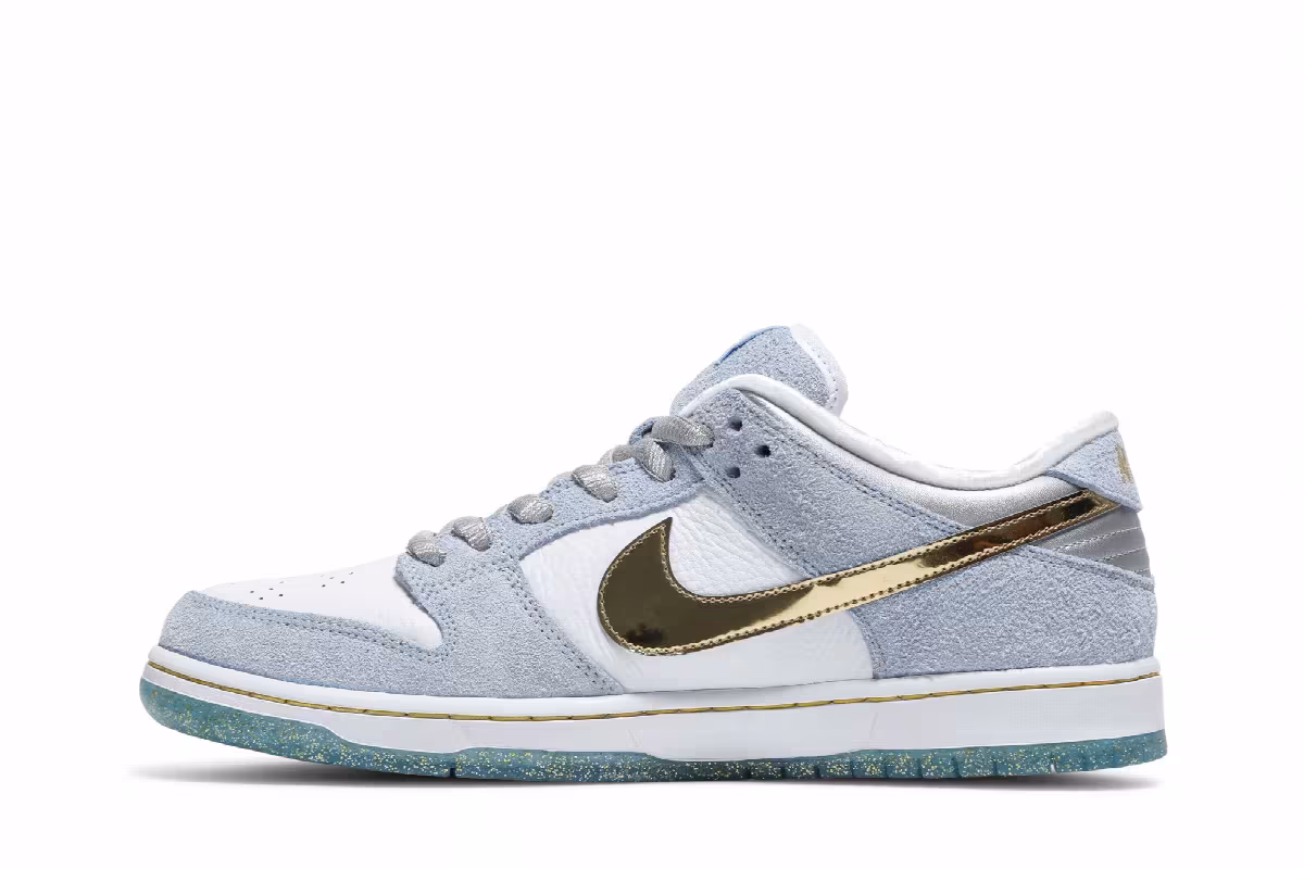 Sean Cliver x Nike Dunk Low SB Holiday Special, view 4