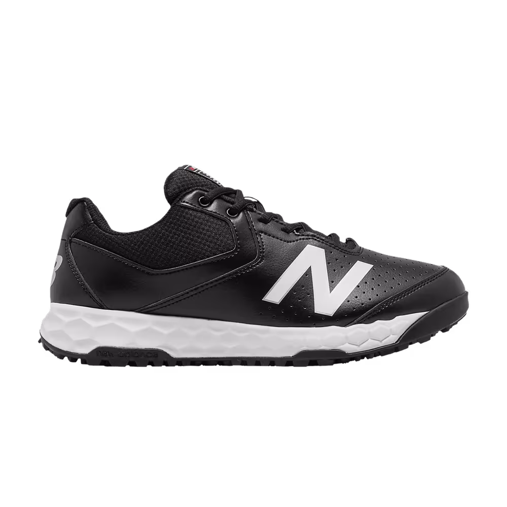 New Balance Fresh Foam 950v3 Field 4E Wide Black White