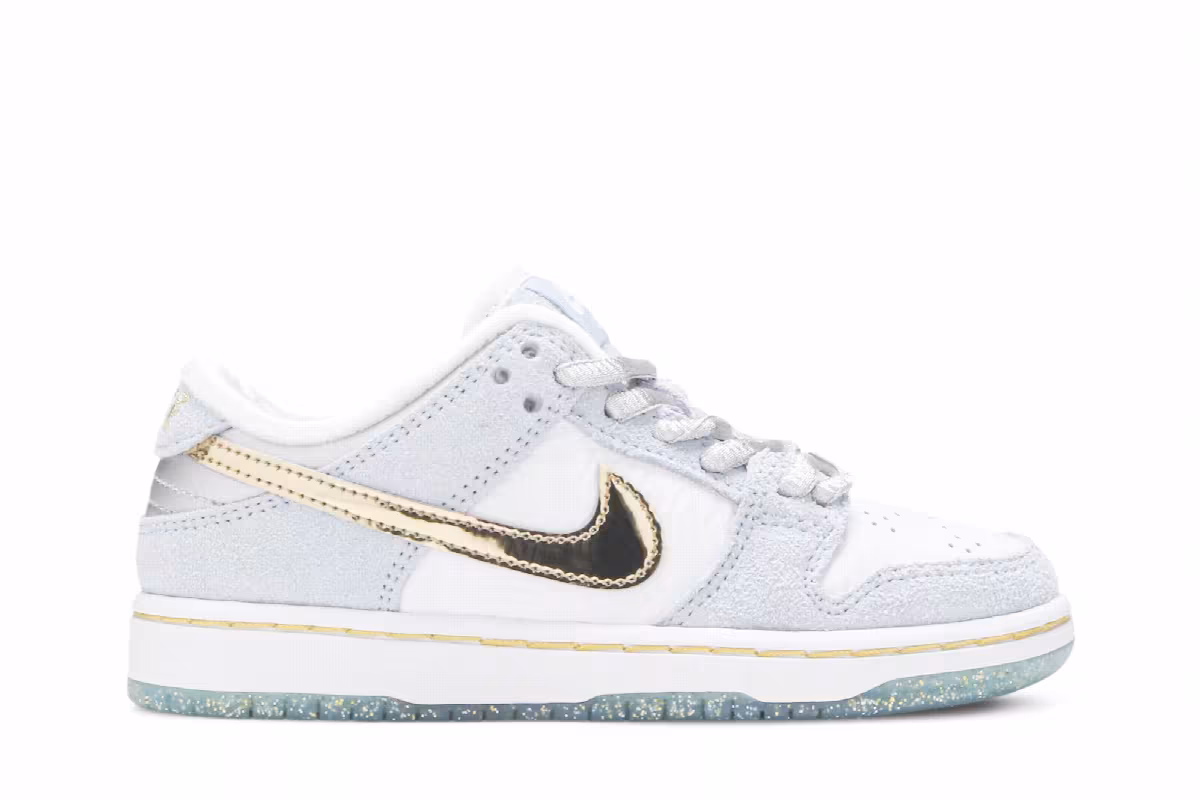 Sean Cliver x Nike Dunk Low SB PS Holiday Special, view 2