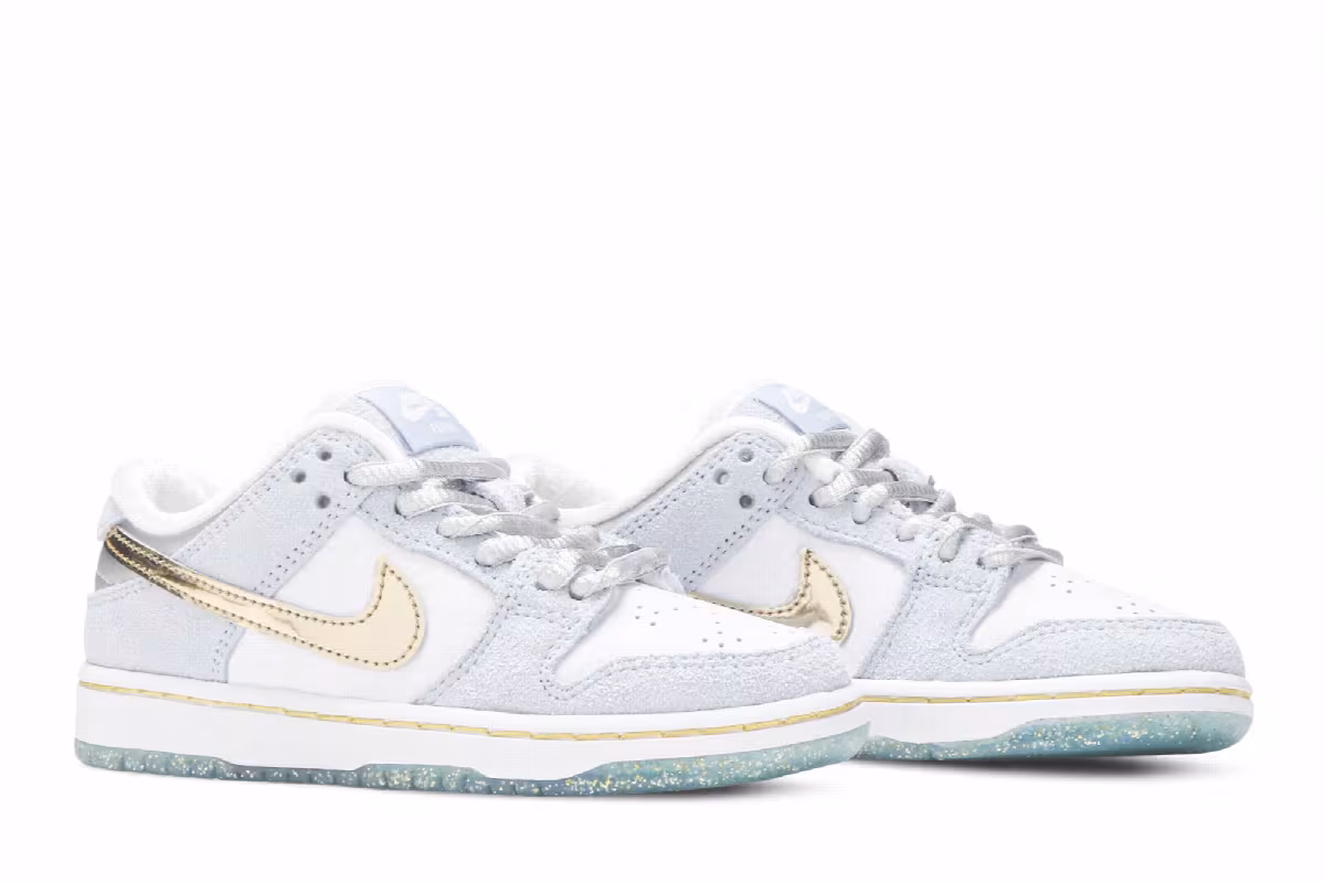 Sean Cliver x Nike Dunk Low SB PS Holiday Special, view 9
