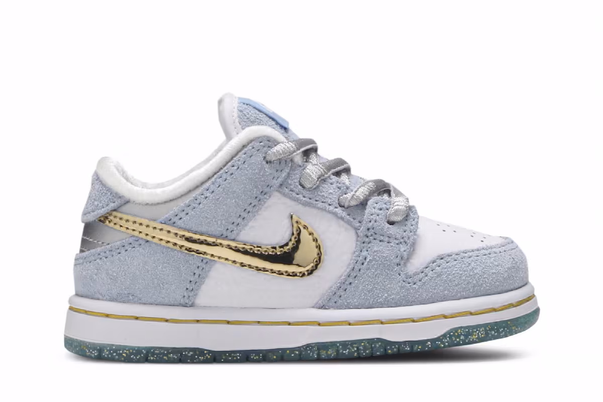 Sean Cliver x Nike Dunk Low SB TD Holiday Special, view 2