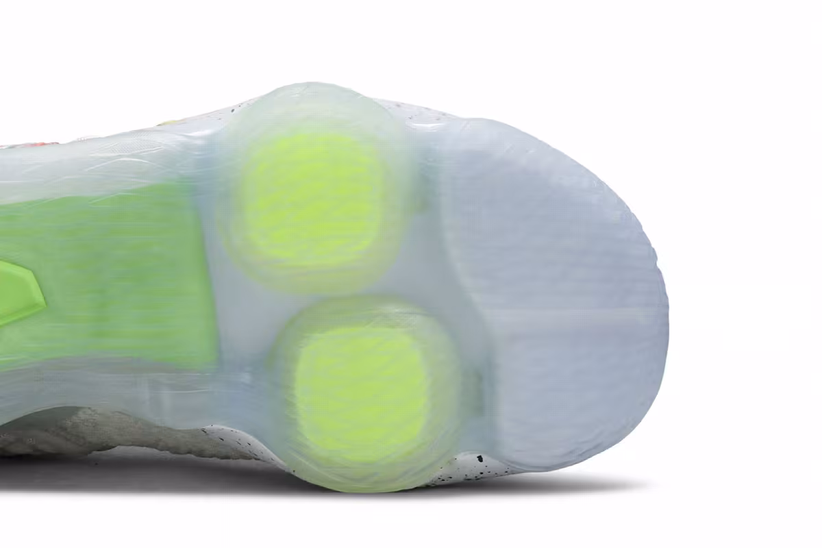 Nike LeBron 17 Air Command Force, view 6