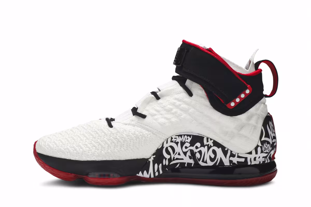 Nike LeBron 17 LeBron 4 Graffiti, view 4
