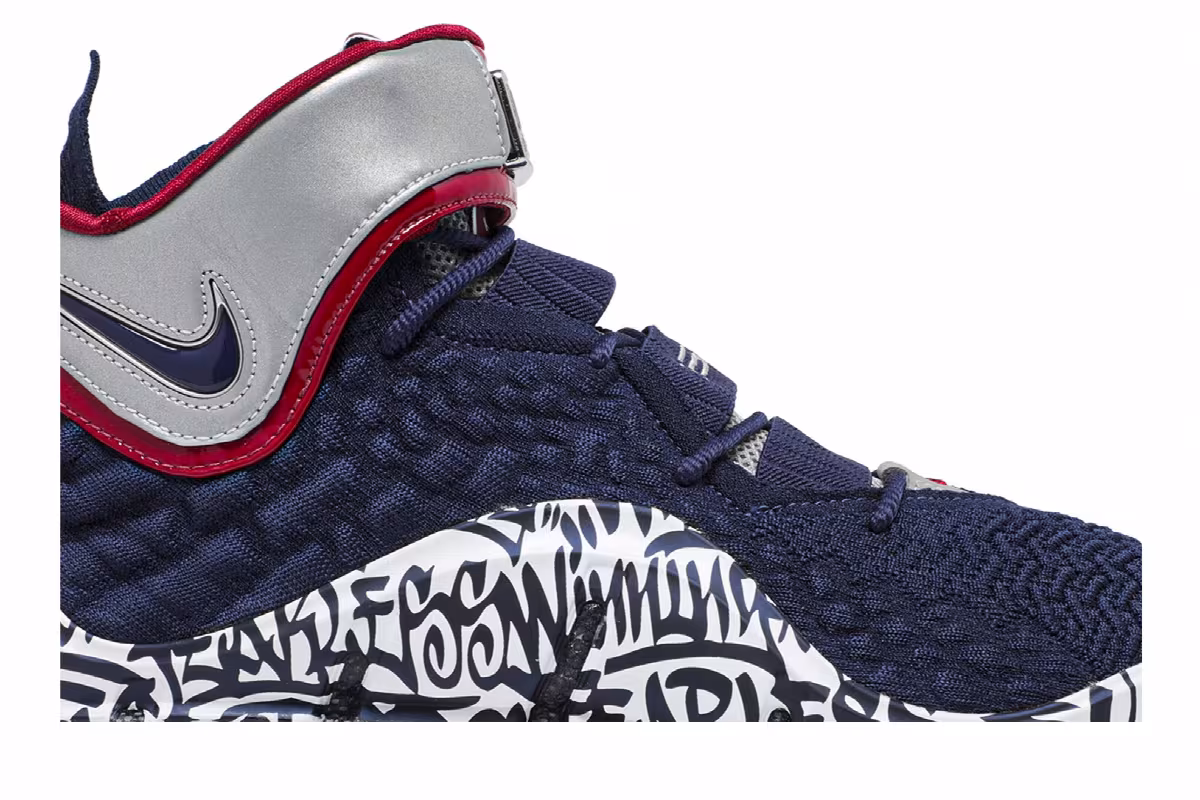 Nike LeBron 17 LeBron 4 Cold Blue Graffiti, view 3