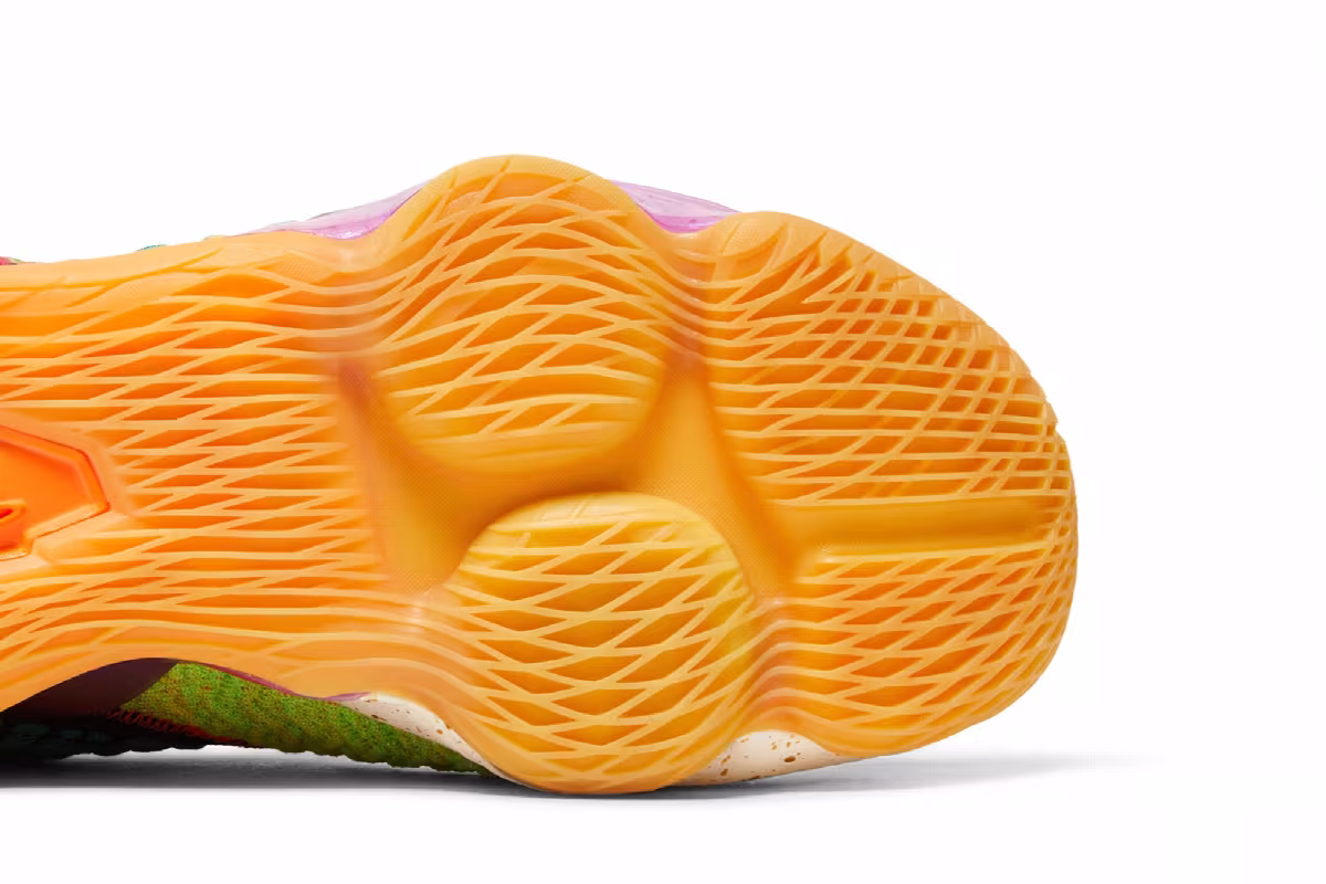 Nike LeBron 17 EP What The, view 6