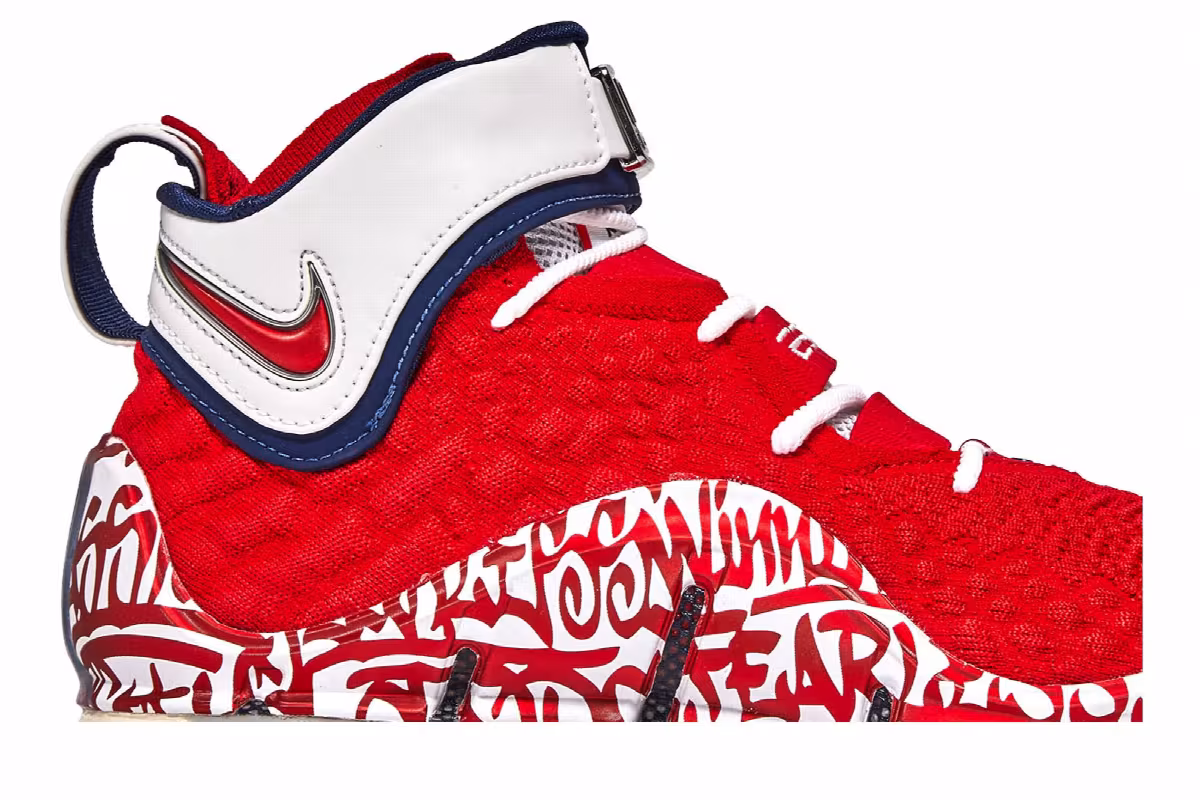 Nike LeBron 17 EP LeBron 4 Red Graffiti, view 3