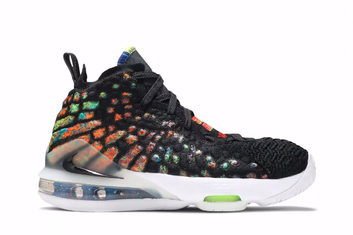 Nike LeBron 17 GS James Gang, view 2