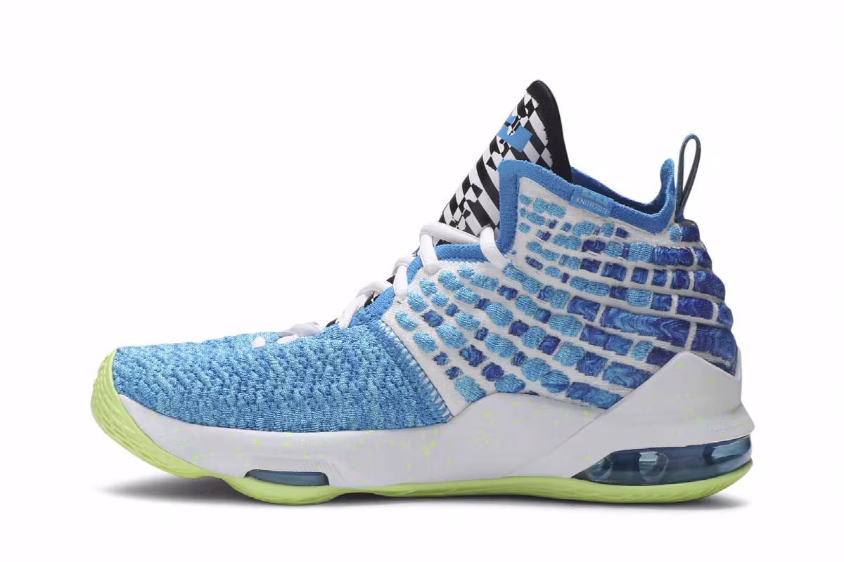 Nike LeBron 17 GS Sprite, view 4