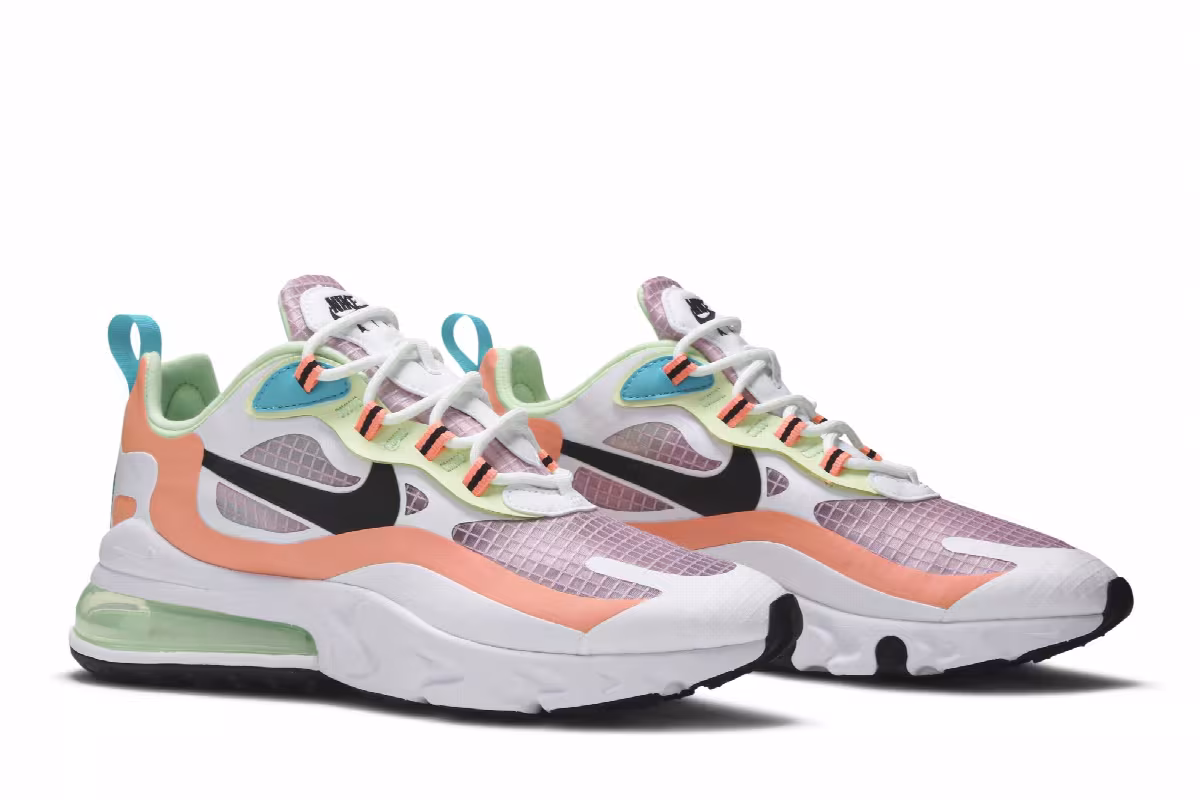Nike Women's Air Max 270 React SE Light Arctic Pink, view 9