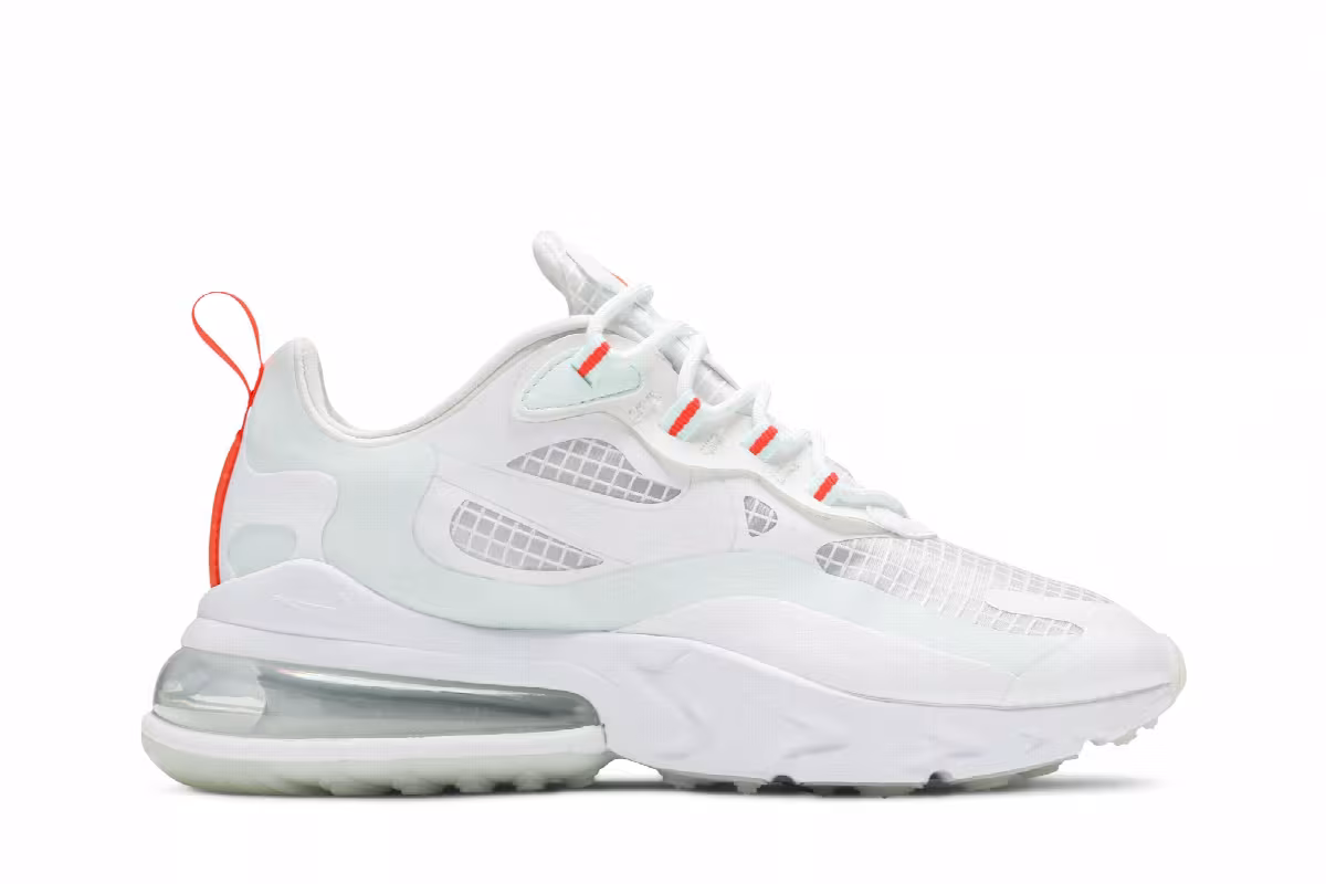 Nike Women's Air Max 270 React SE Hyper Crimson, view 2