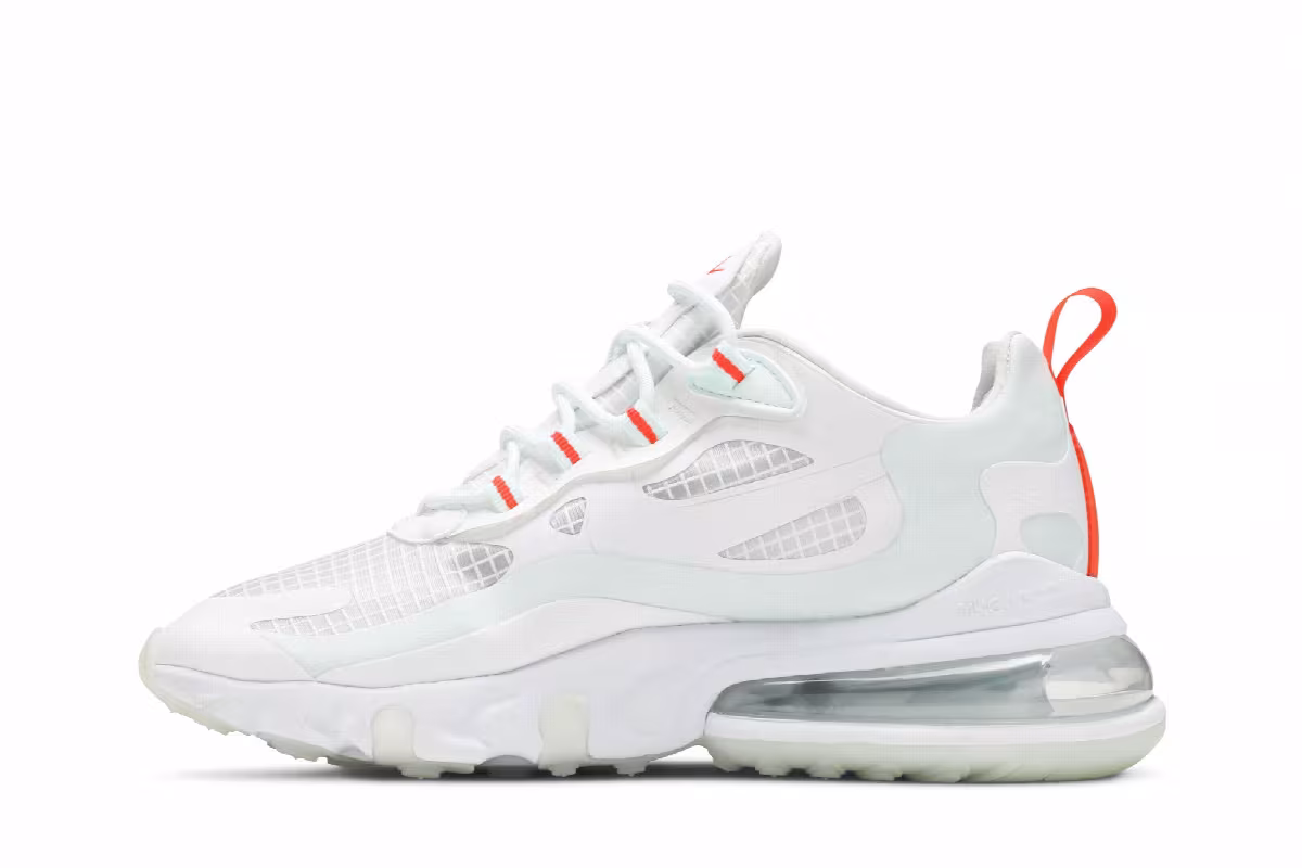 Nike Women's Air Max 270 React SE Hyper Crimson, view 4