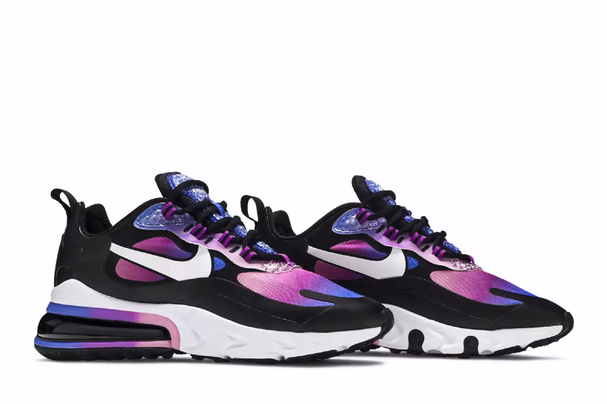 Nike Women's Air Max 270 React SE Bubble Pack, view 9