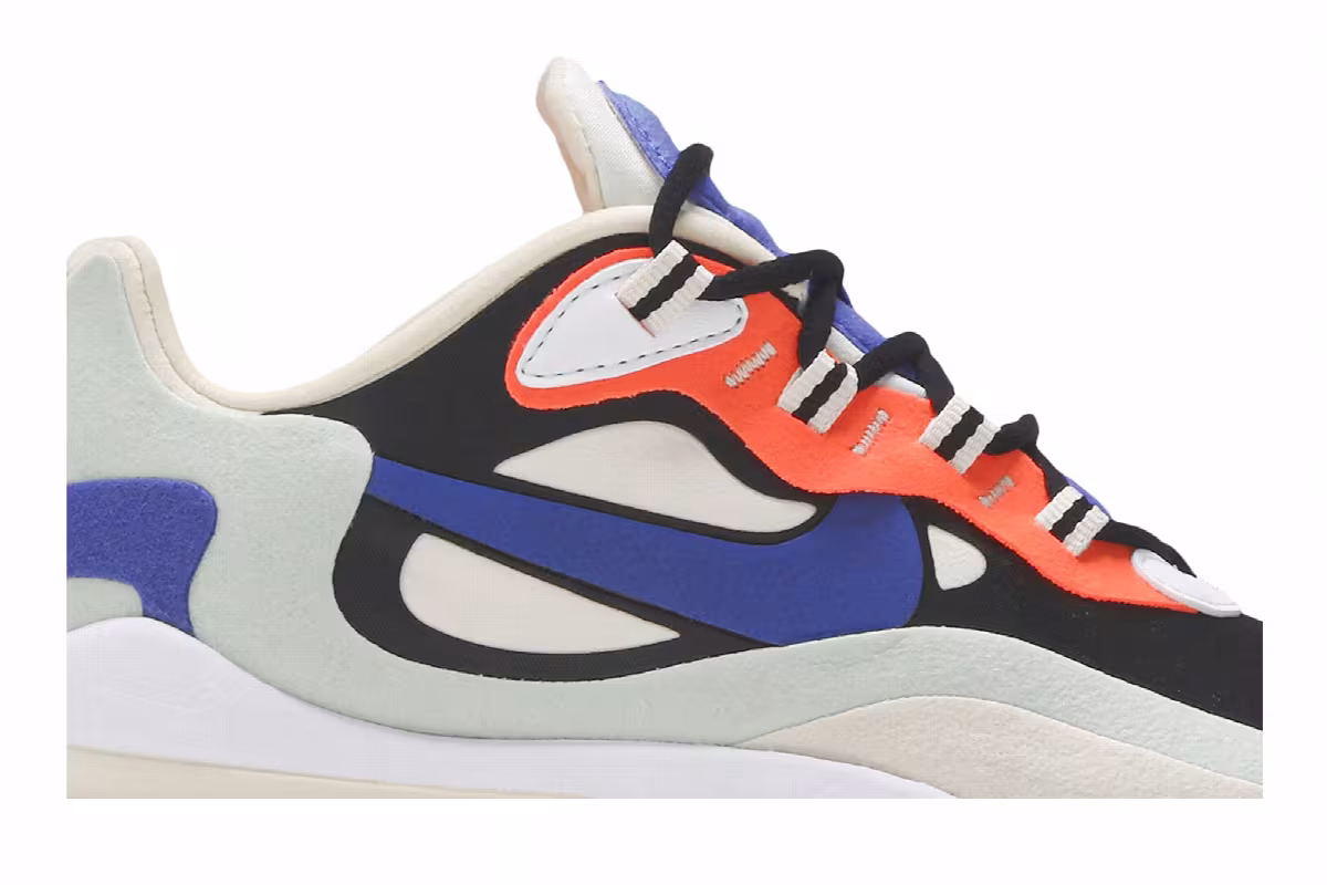 Nike Women's Air Max 270 React Fossil, view 3