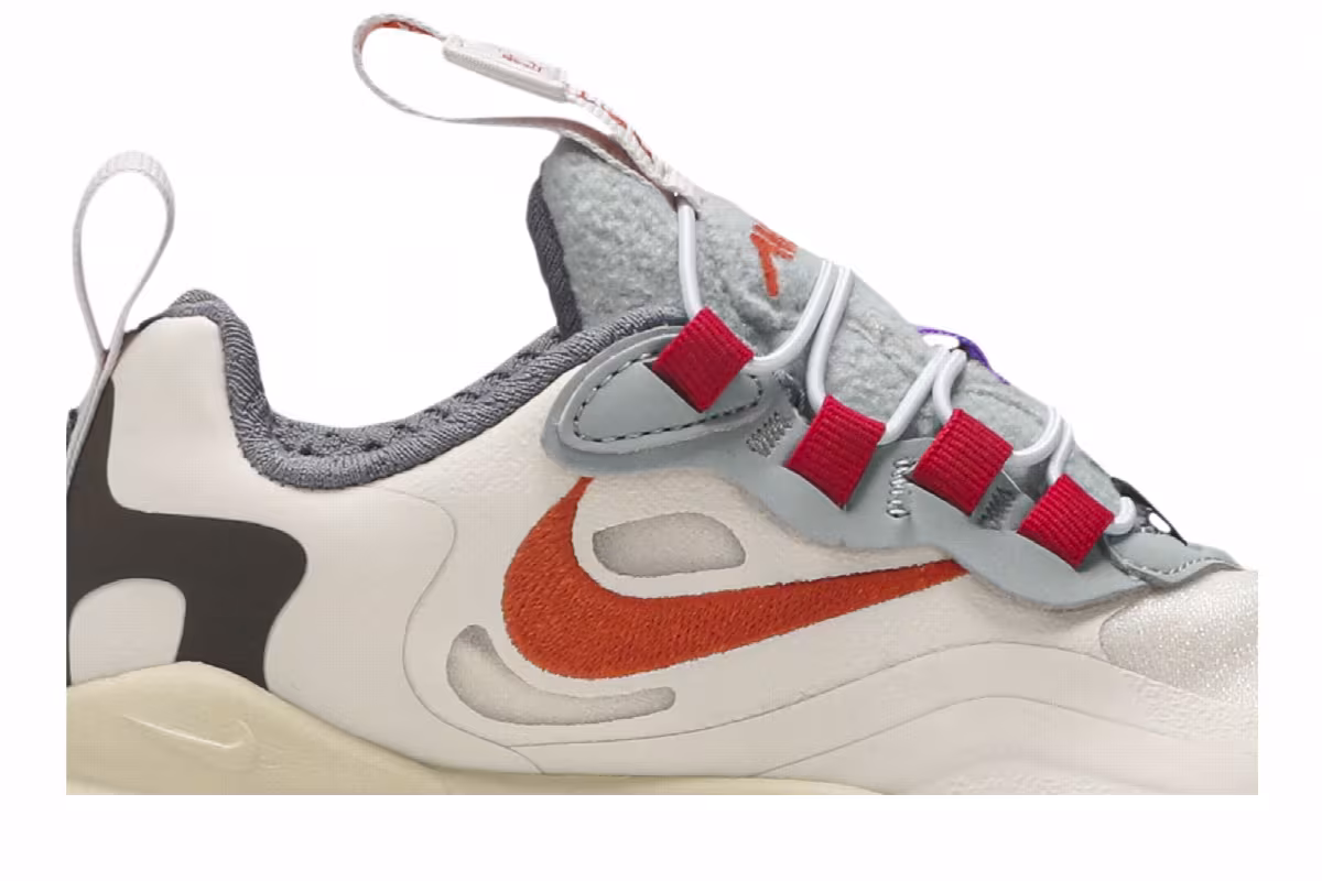 Travis Scott x Nike Air Max 270 React ENG PS Cactus Trails, view 3