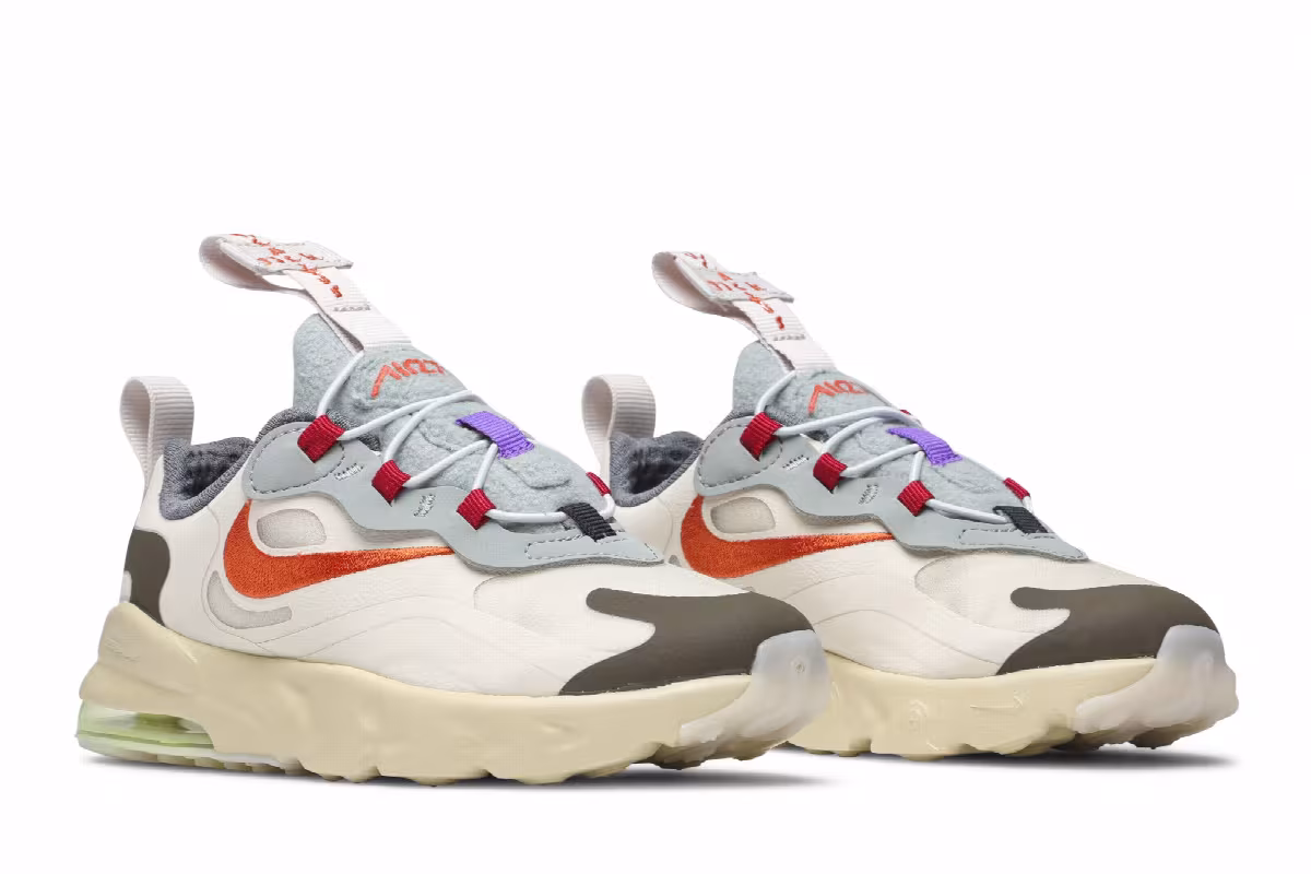 Travis Scott x Nike Air Max 270 React ENG TD Cactus Trails, view 9
