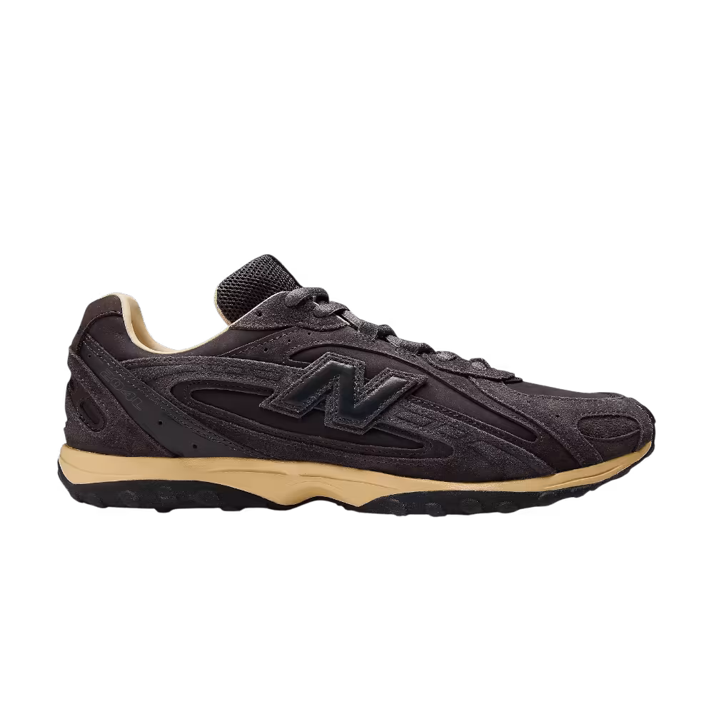 AURALEE x New Balance 204L Brown