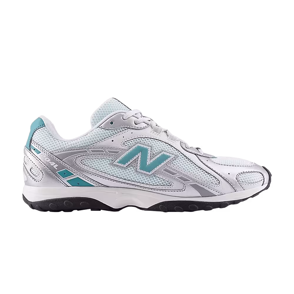 New Balance 204L Light Silver Metallic