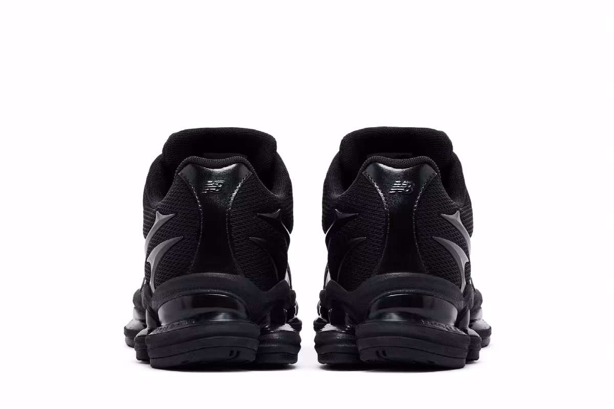 New Balance 2000 Black Metallic, view 7