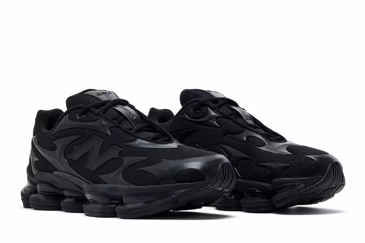 New Balance 2000 Black Metallic, view 9