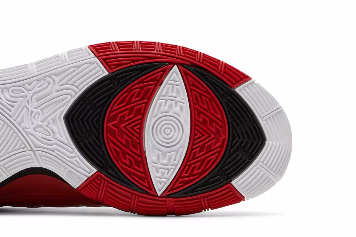 Sneaker Room x Nike Kyrie 6 Mom - Red, view 6